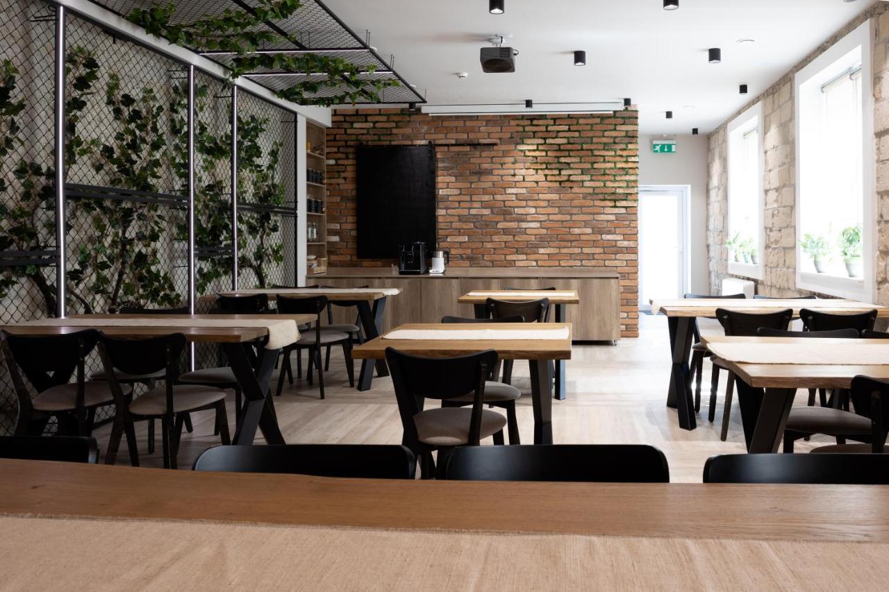 Ecodor Hotel Várhely Kültér fotó